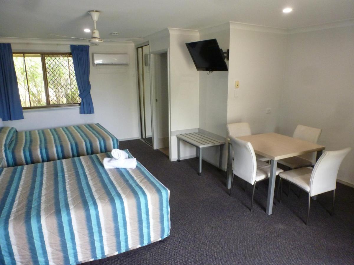 Standard Family Room,1025995225:JPEG