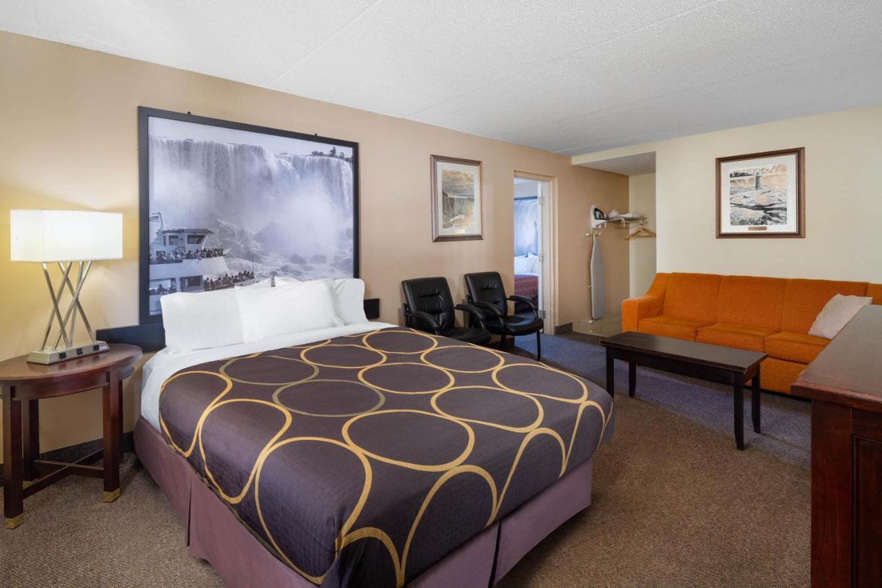 Two-Bedroom Family Suite with Two Queen Beds - Non-Smoking