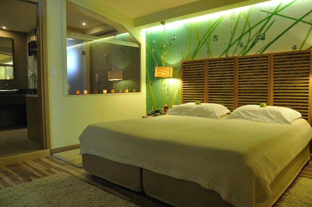 Master Suite,110204223:JPEG