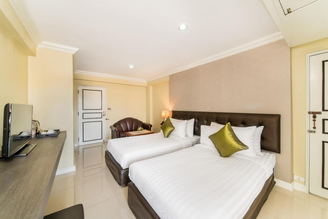 Deluxe Double or Twin Room