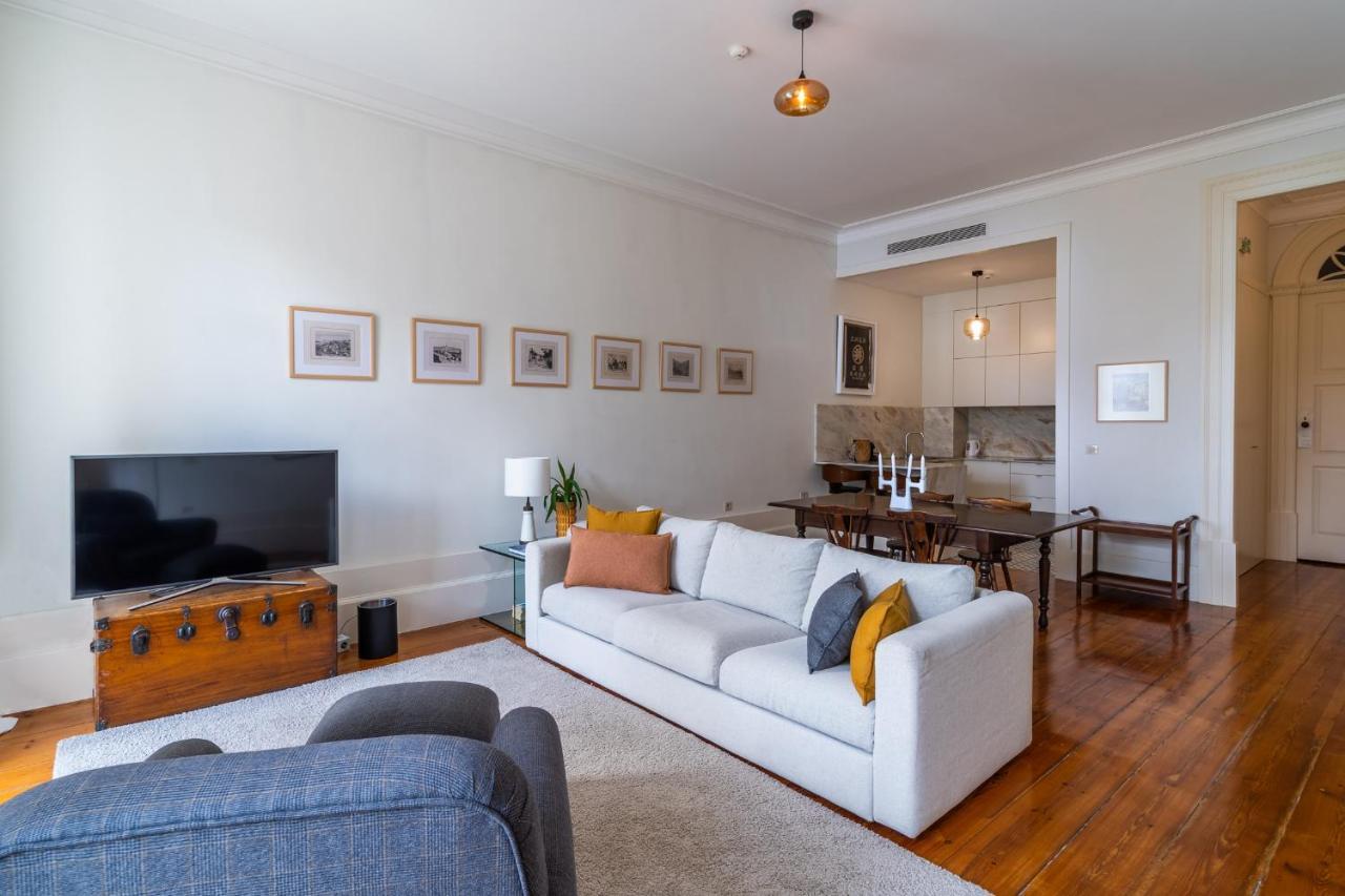 Two-Bedroom Apartment,1165073835:JPEG
