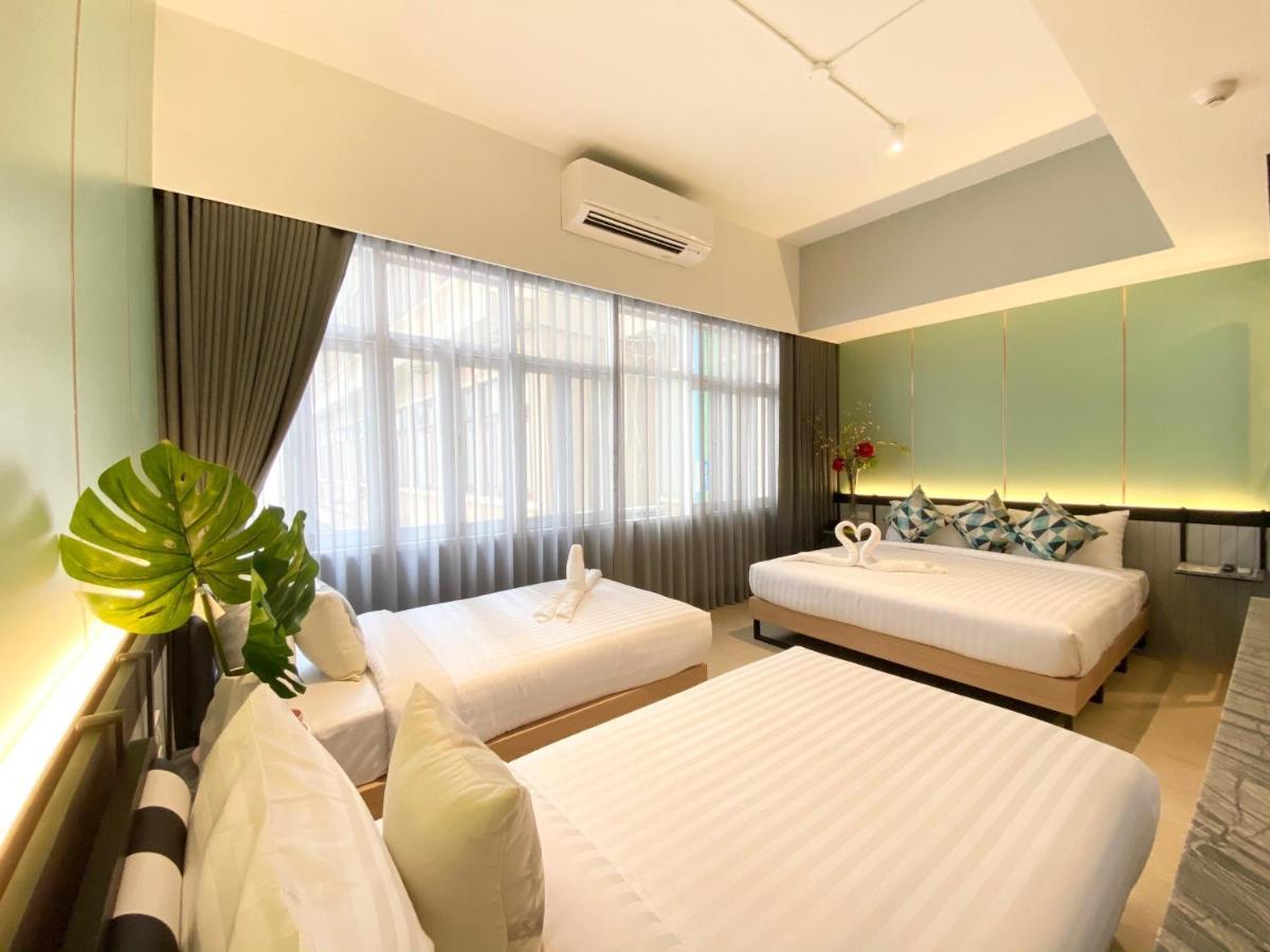 Deluxe Quadruple Room