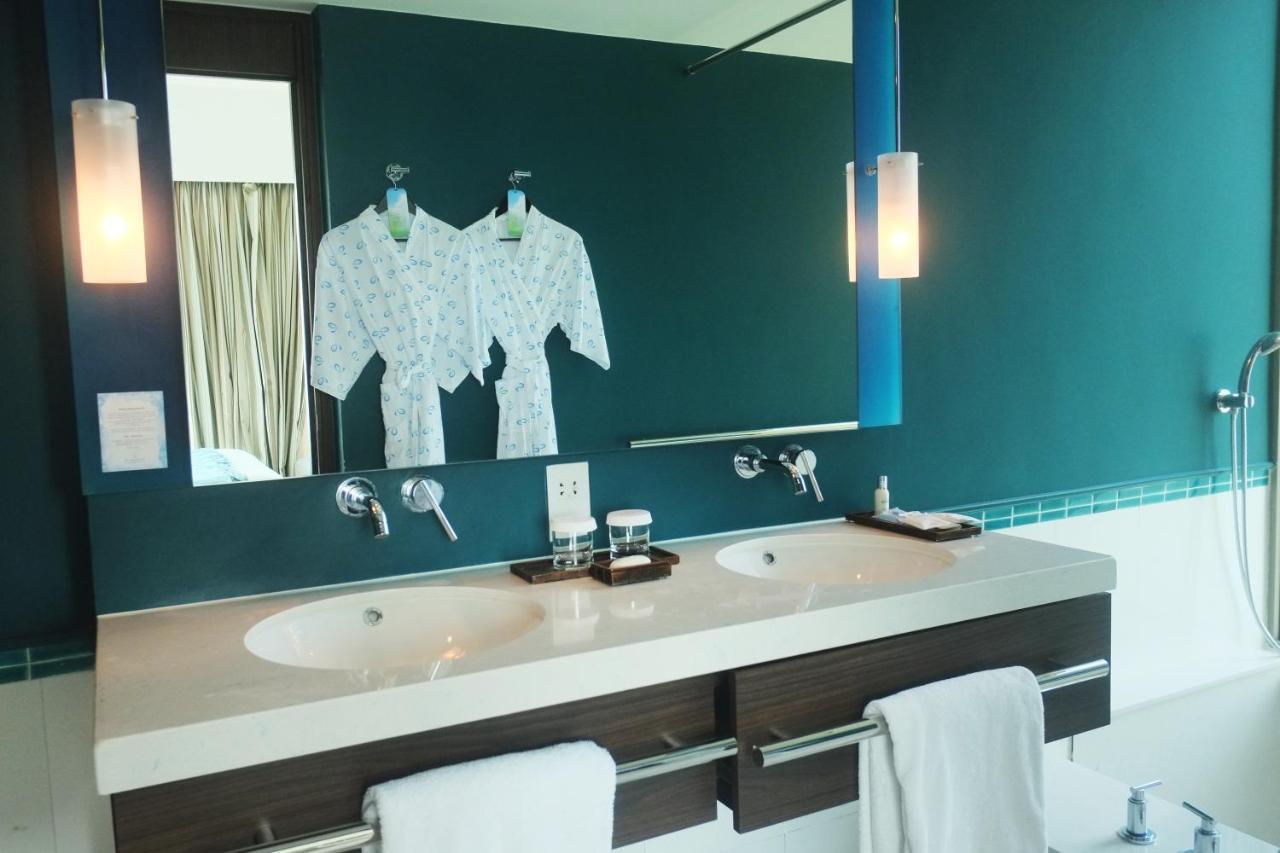 Two-Bedroom Suite with Ocean View