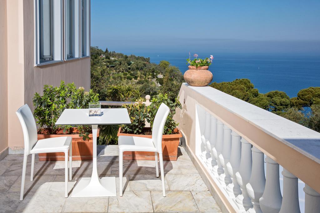 Superior Triple Room with Sea View