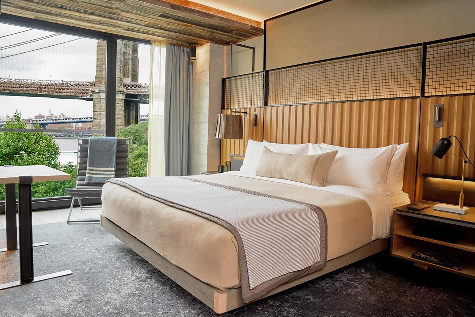 Superior King Room (Brooklyn Bridge)