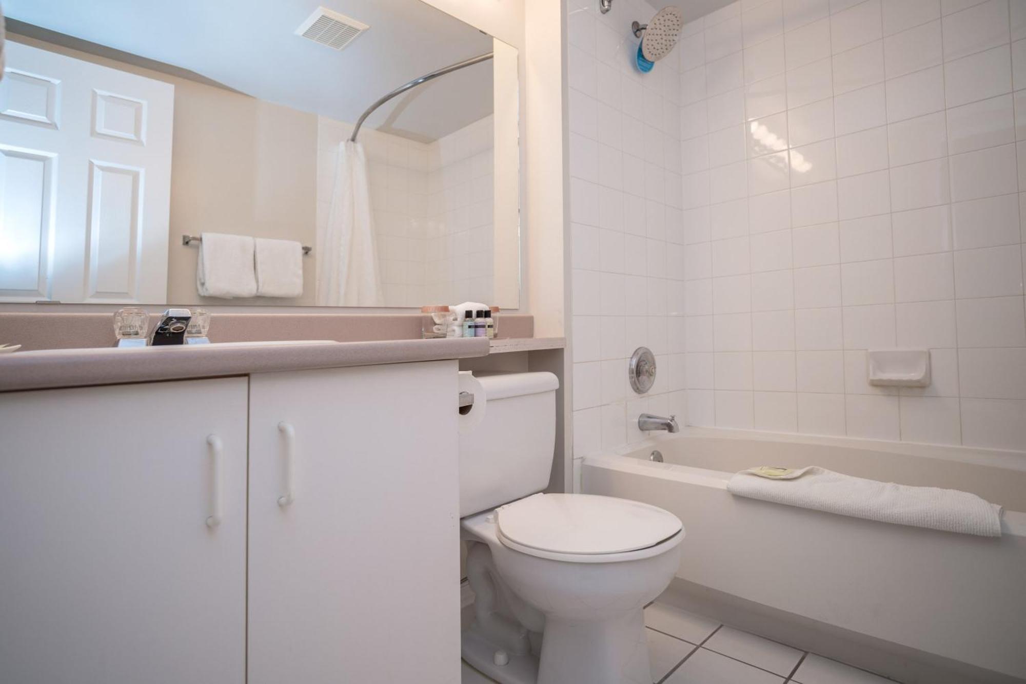 Standard Room, 2 Double Beds