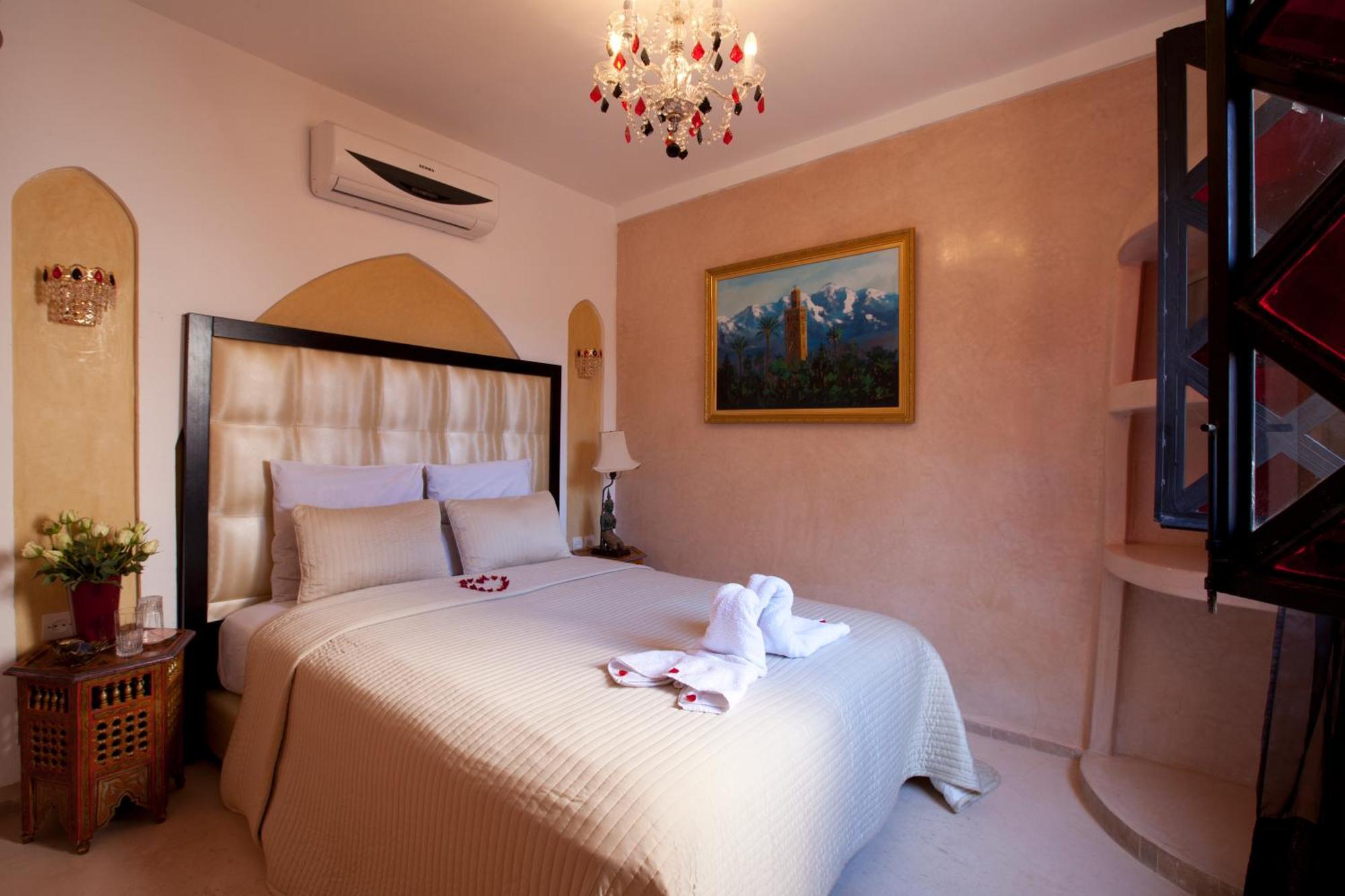 Standard Double or Twin Room,1228303907:JPEG