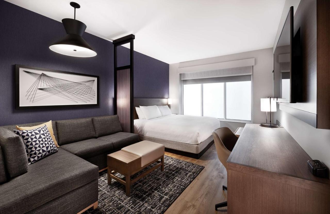 King Room with Sofa Bed and Roll-In Shower - Disability Access