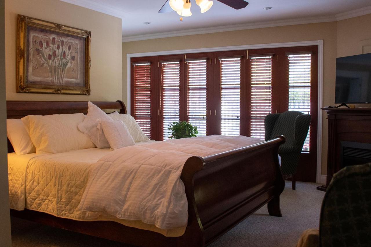 Superior King Room,1267818760:JPEG