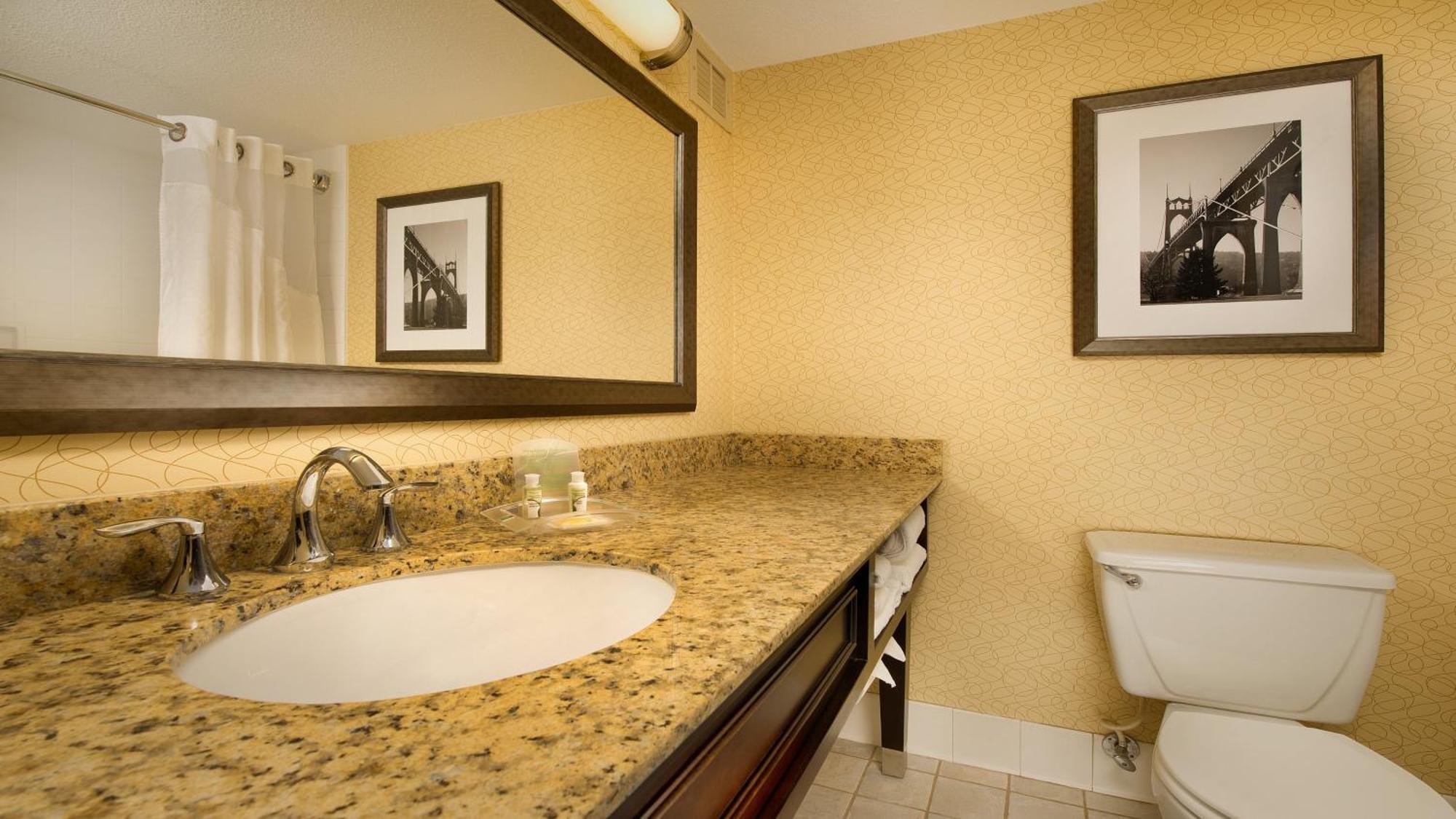 One-Bedroom Suite