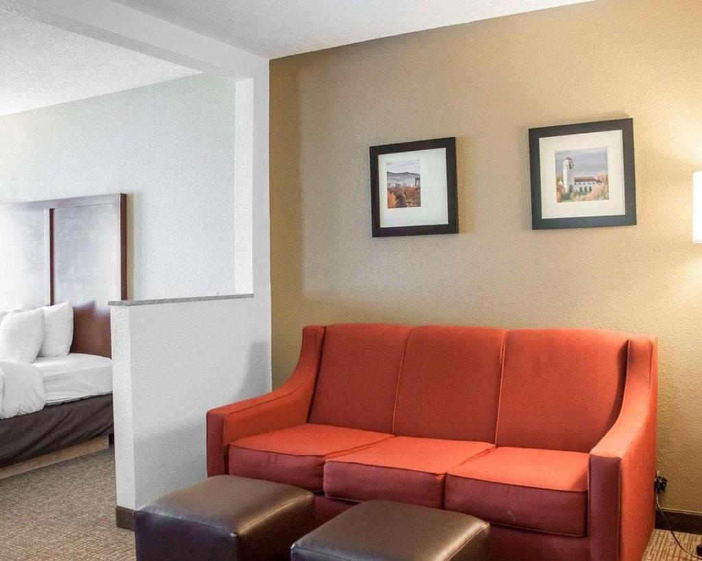 Queen Suite