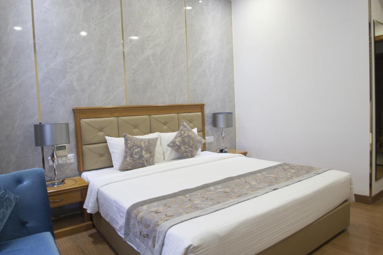 Double Room,1357300859:JPEG