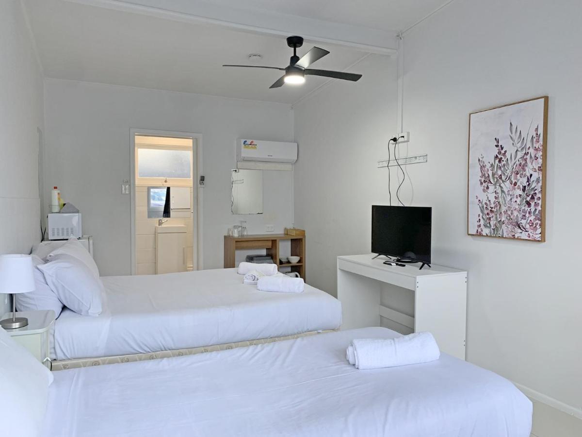 Triple Room,1298574157:JPEG