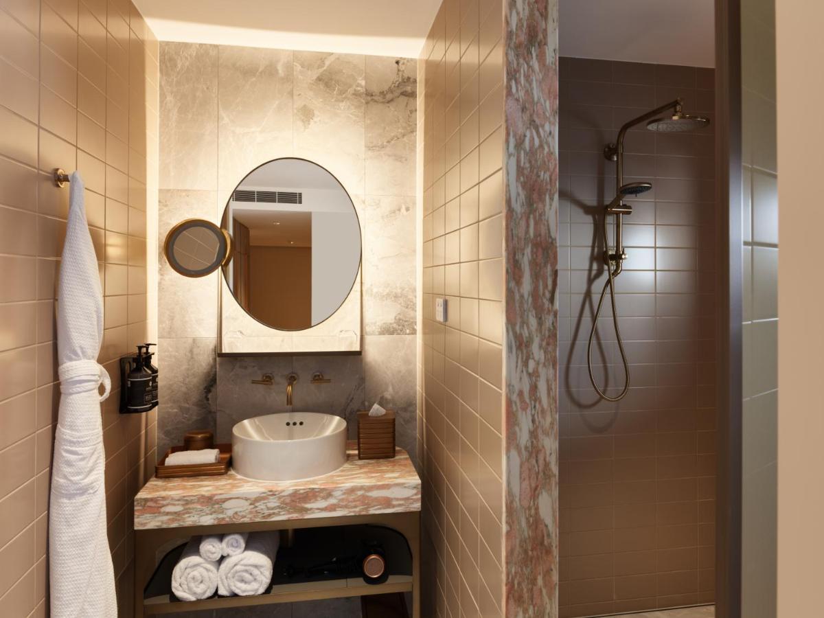 Luxury King Room,1596230032:JPEG