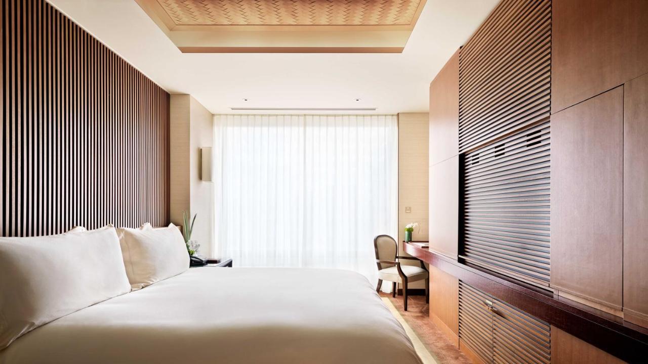 Deluxe Suite King