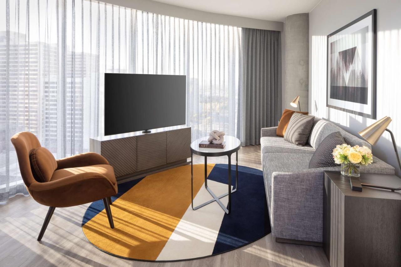 One-Bedroom King Suite with View