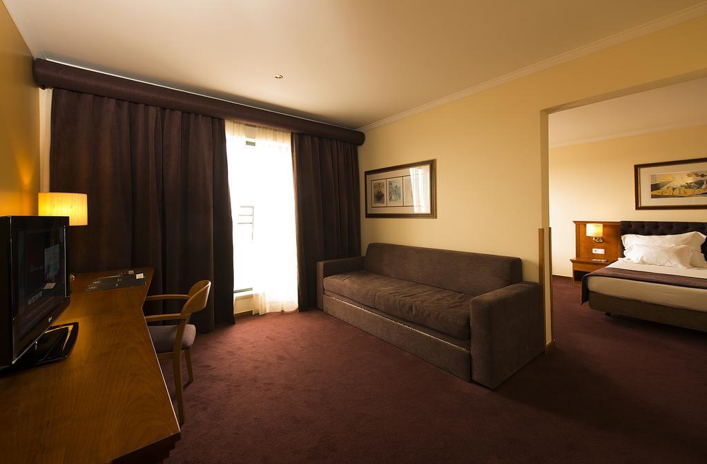 Junior Suite,1433228035:JPEG