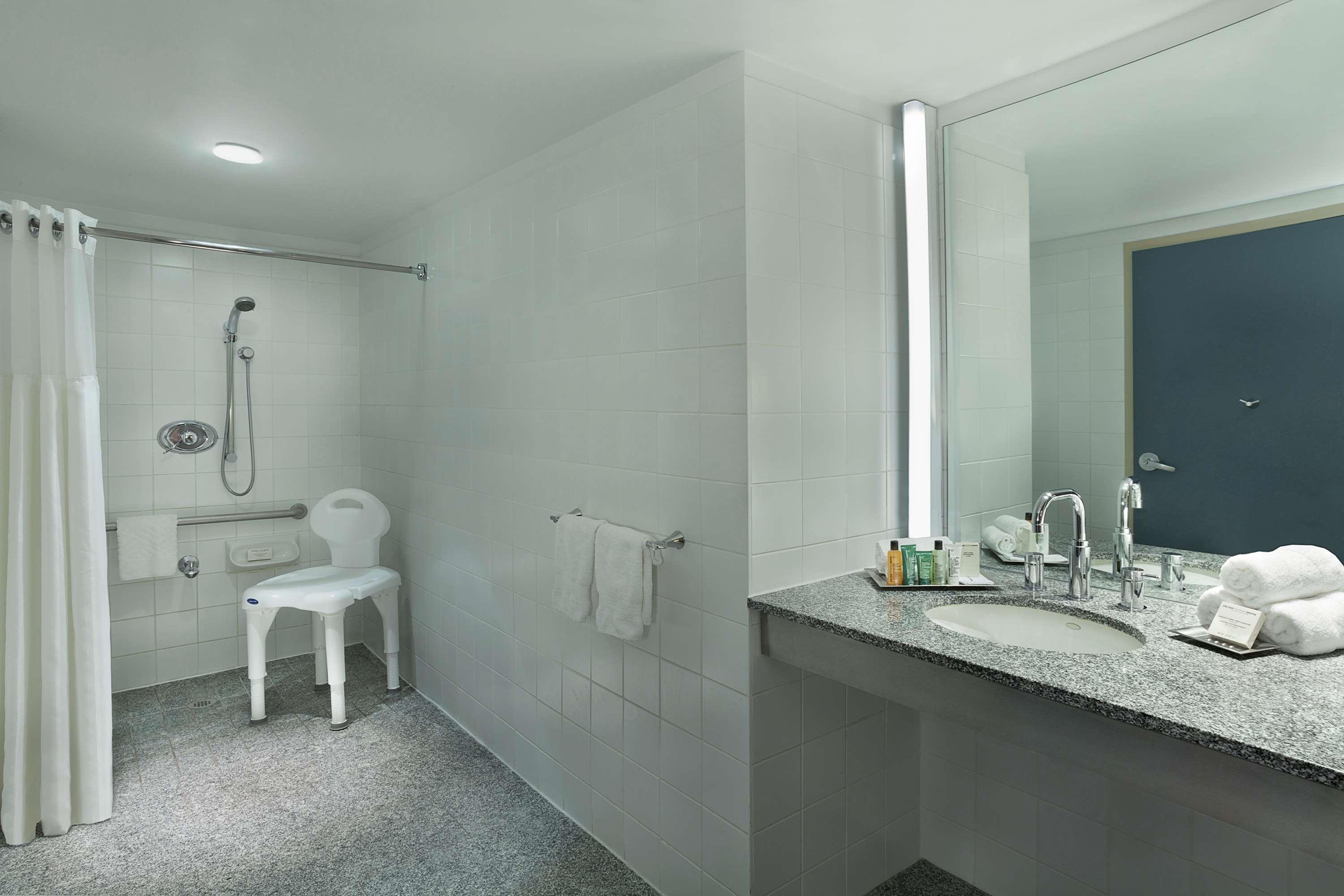 King Suite - Disability Access/Non-Smoking,1613665658:JPEG