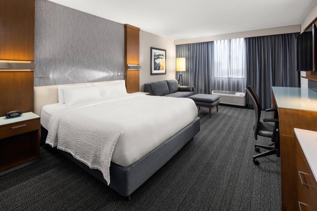 King Room with Sofa Bed and City View,1539684868:JPEG