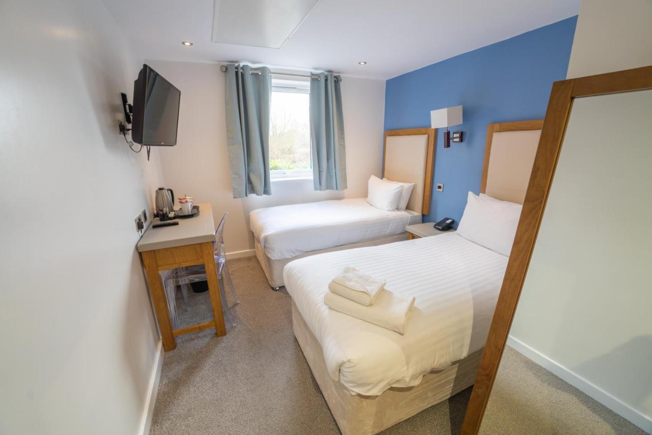 Twin Room,1364288336:JPEG