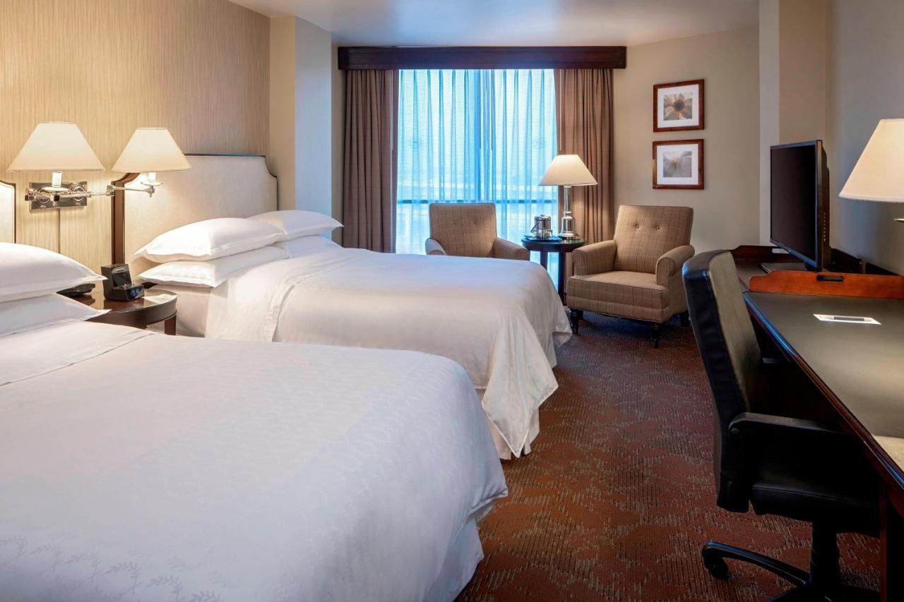 Traditional, Concierge lounge access, Guest room, 2 Double