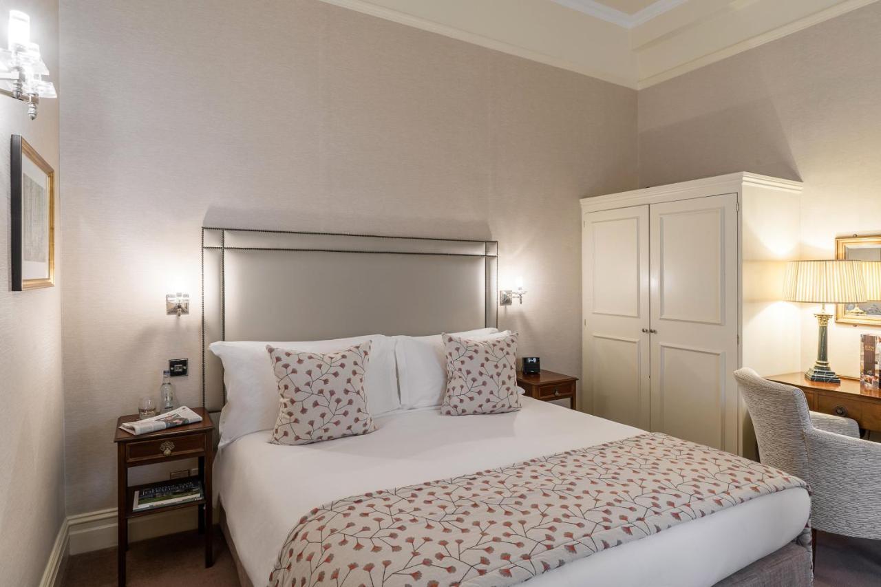 Classic Double Room,1378855703:JPEG