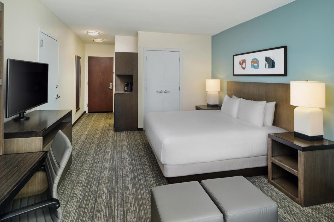 King Room,1420840431:JPEG