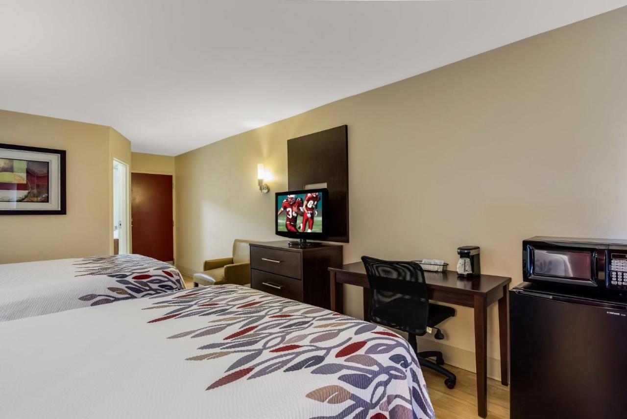 Deluxe Room with Two Queen Beds Non-Smoking