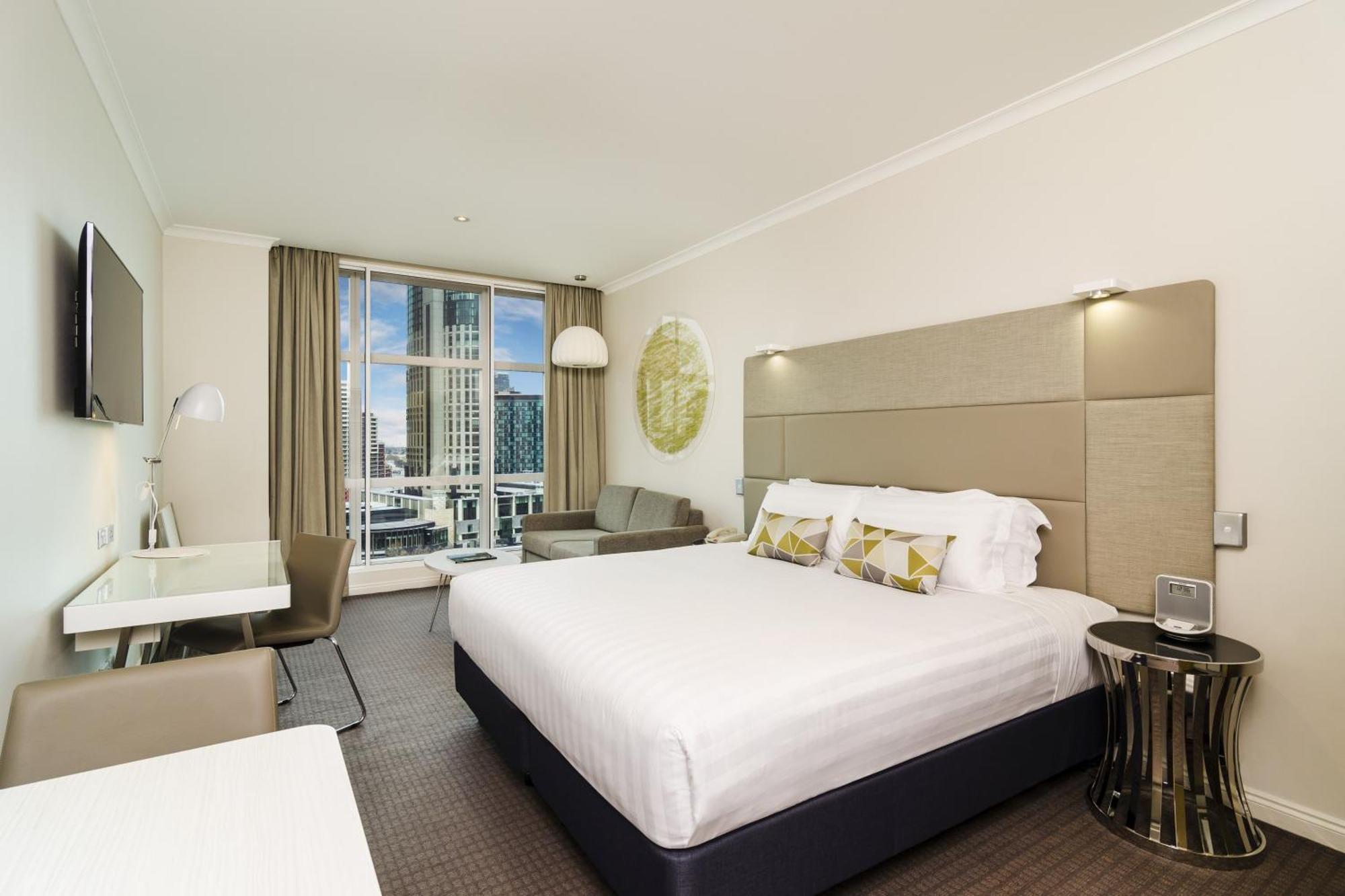 Two-Bedroom Apartment River View,700987984:JPEG
