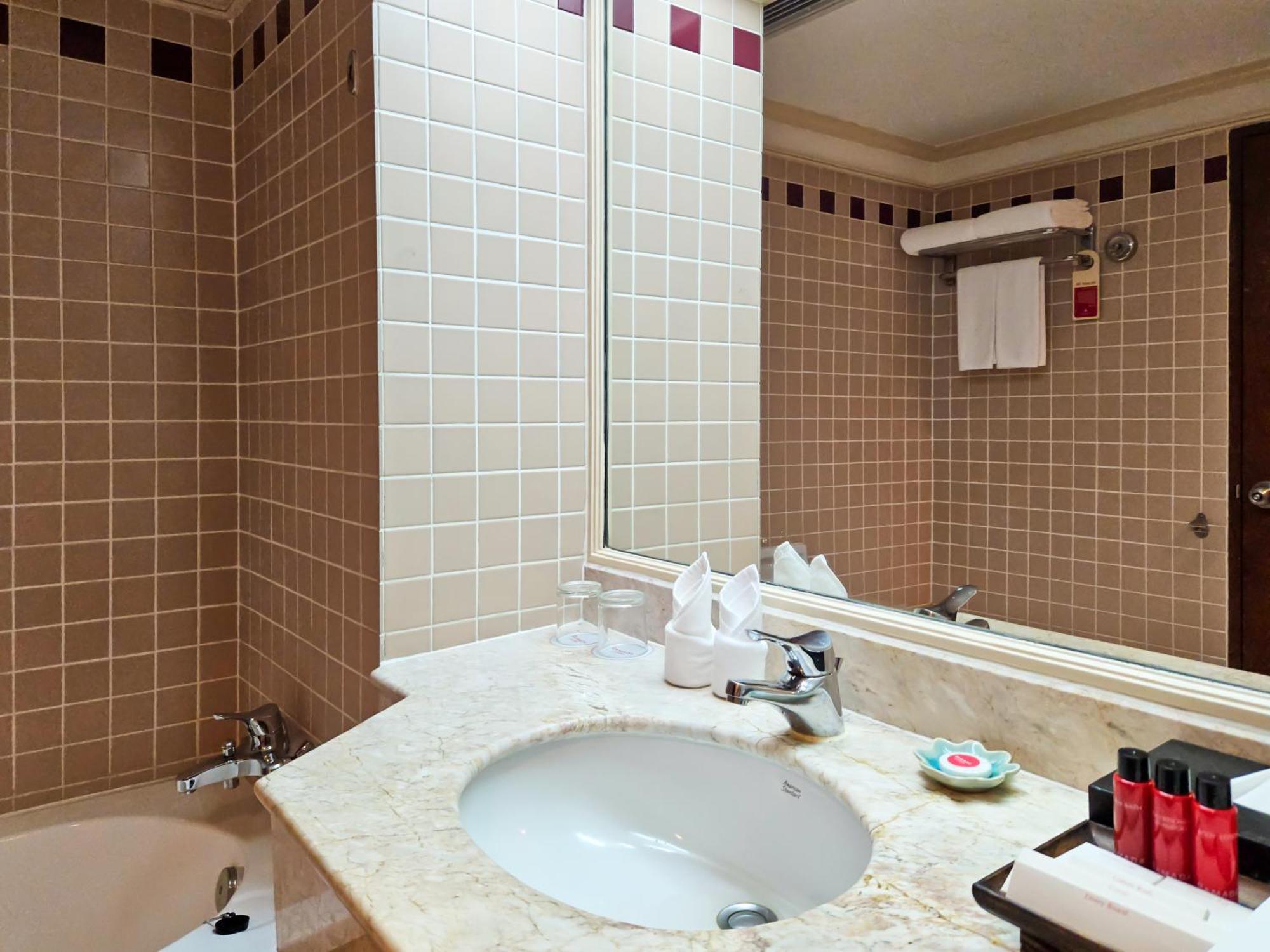 Grand Deluxe Room