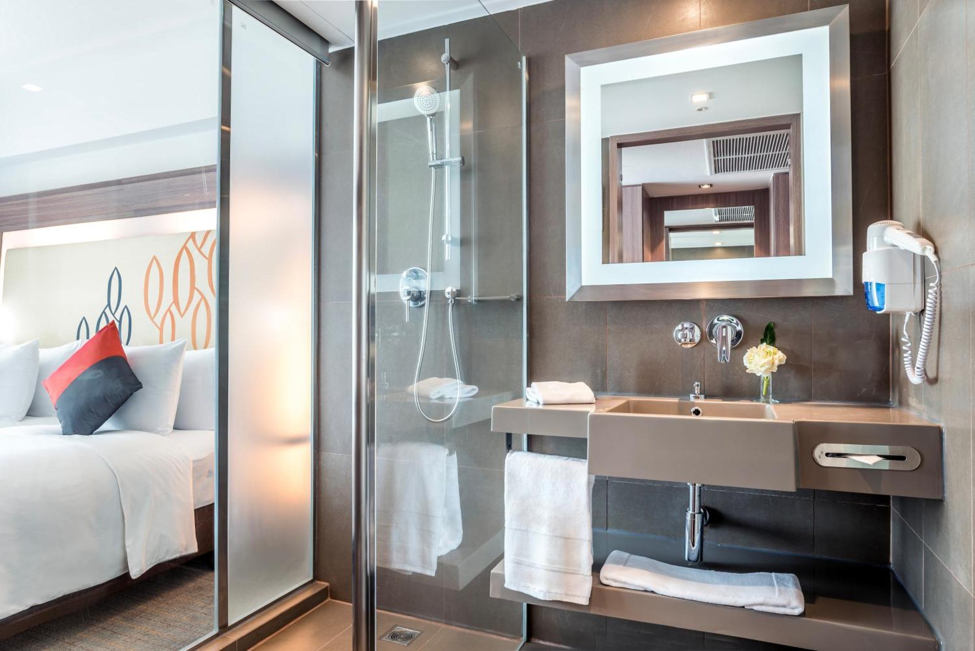 Deluxe King Room - High Floor