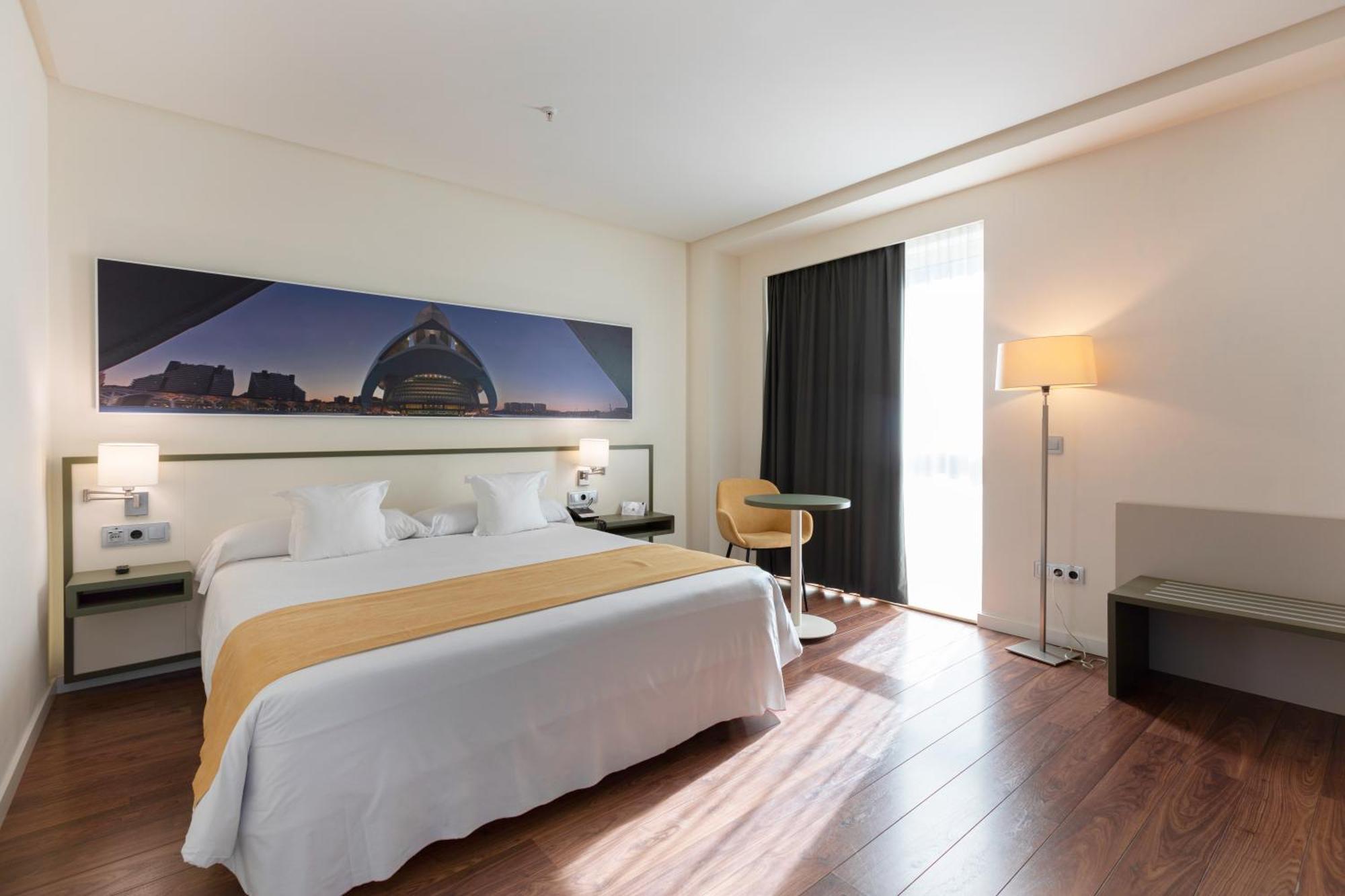 Deluxe Family Suite,1530676219:JPEG