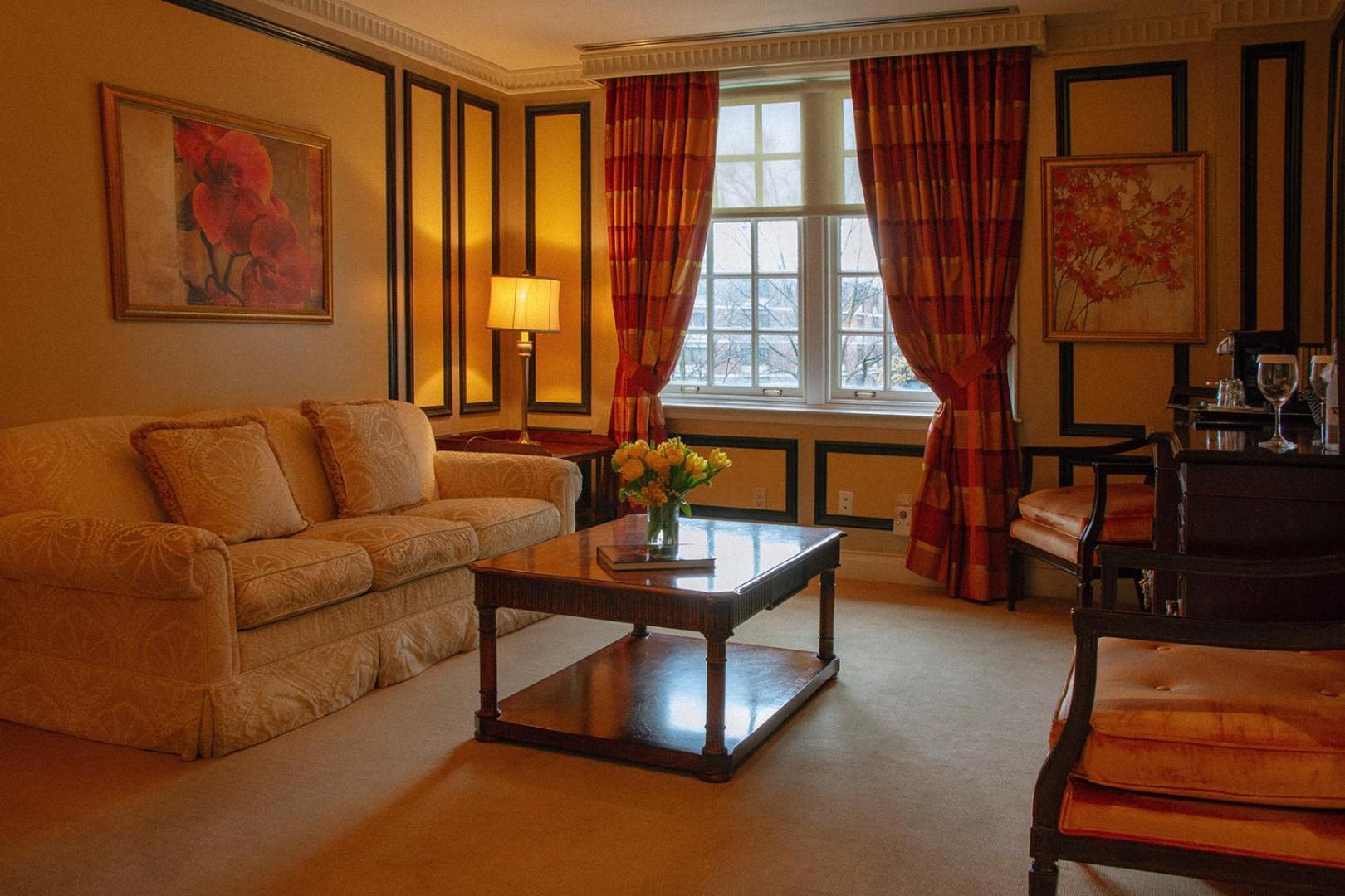 Two-Bedroom Suite,1600229276:JPEG
