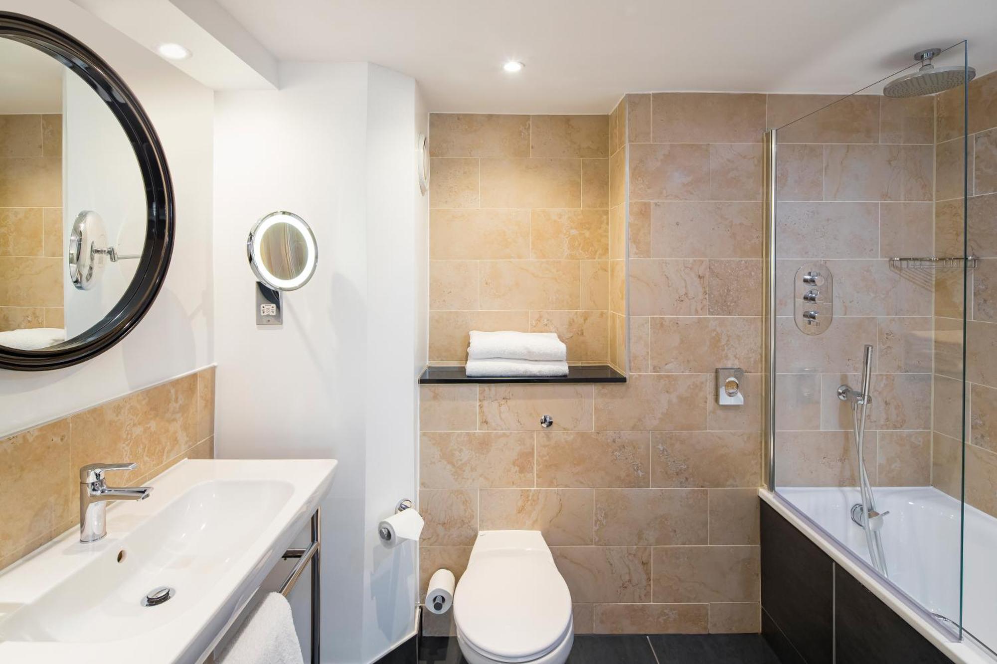 One-Bedroom King Suite,1609715301:JPEG