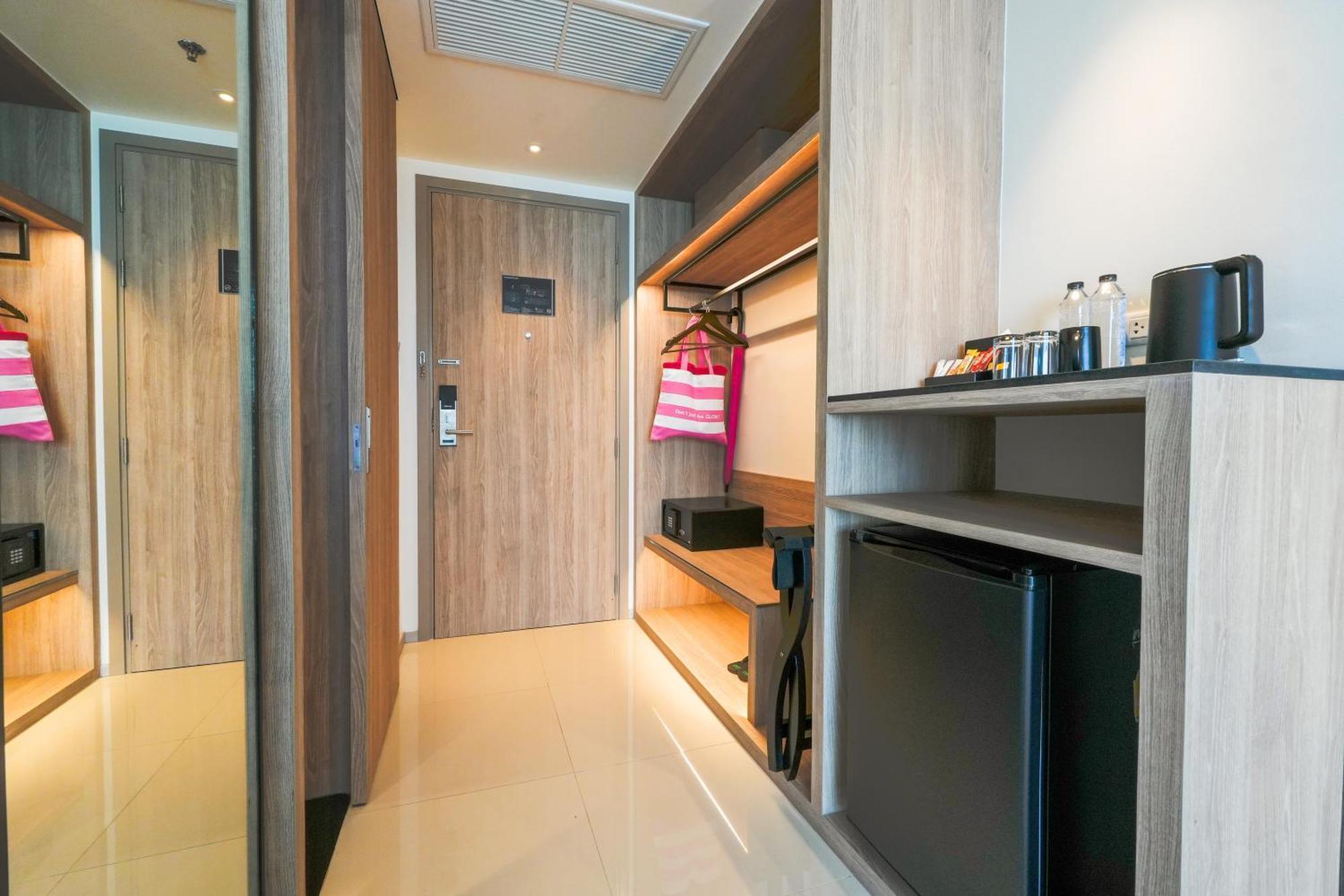 Deluxe River View Twin