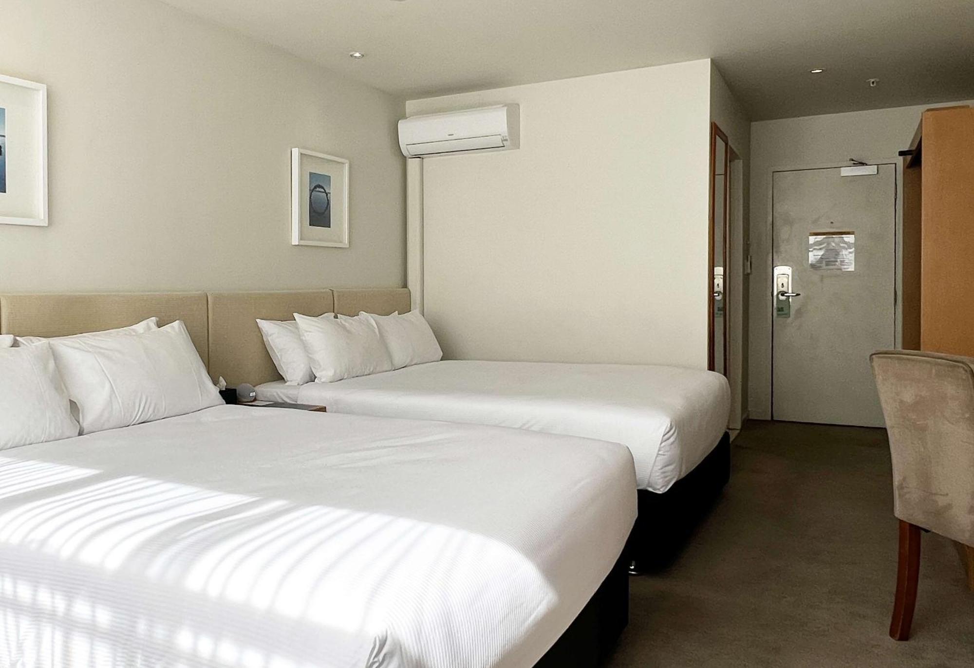 Classic Twin,1612959295:JPEG