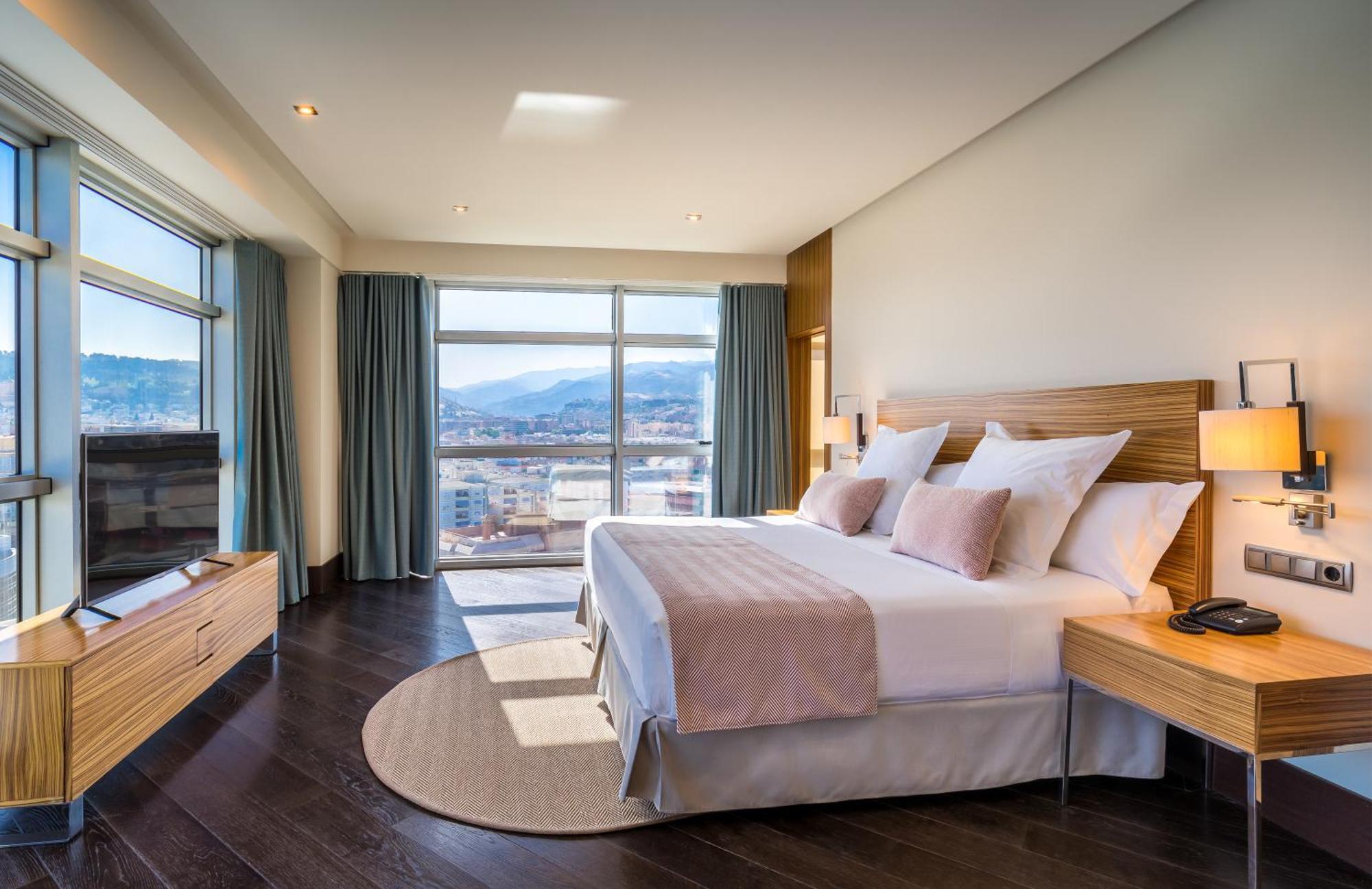 Suite City View,1613411975:JPEG