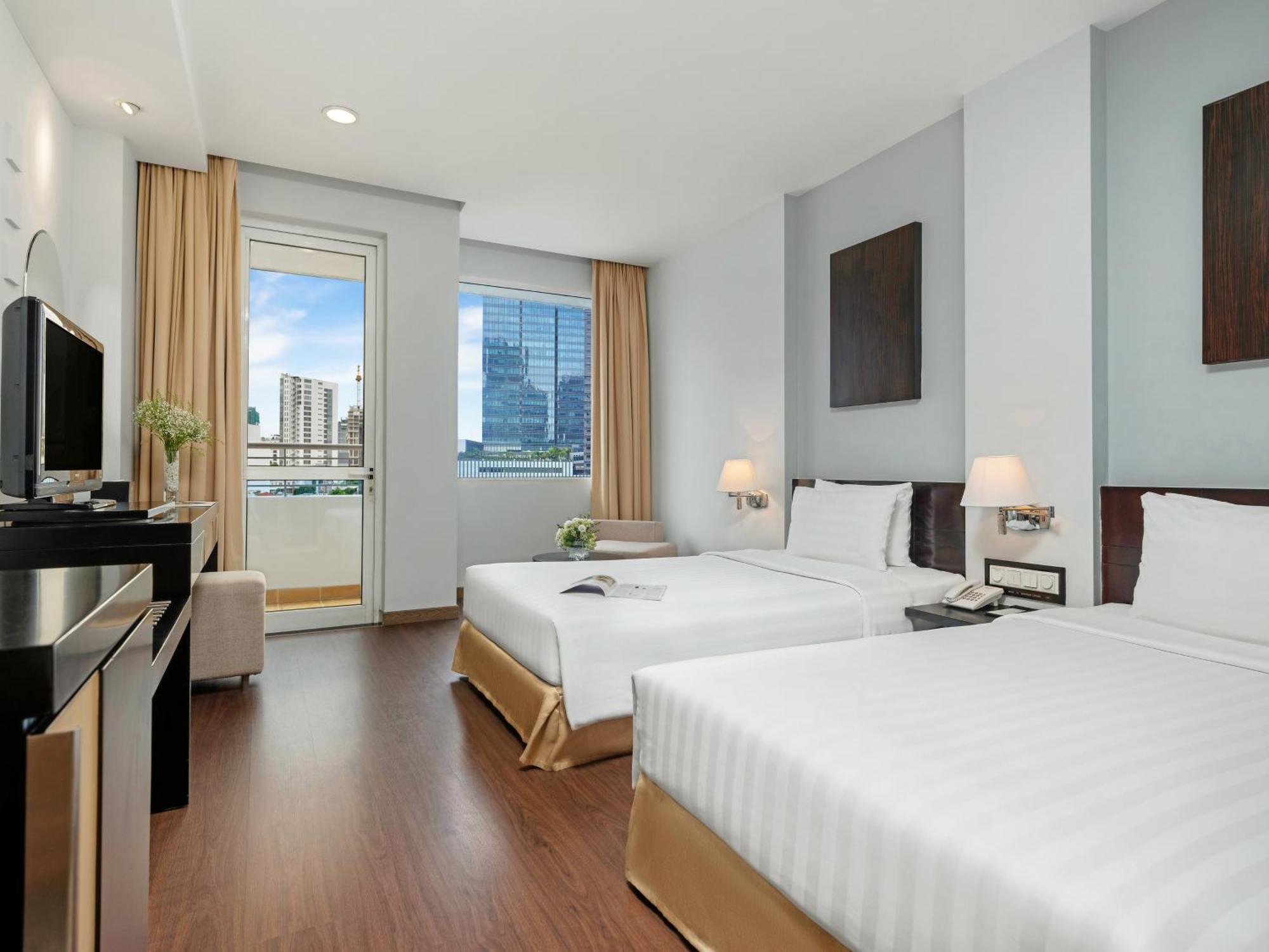 Deluxe City View Twin,1621410405:JPEG