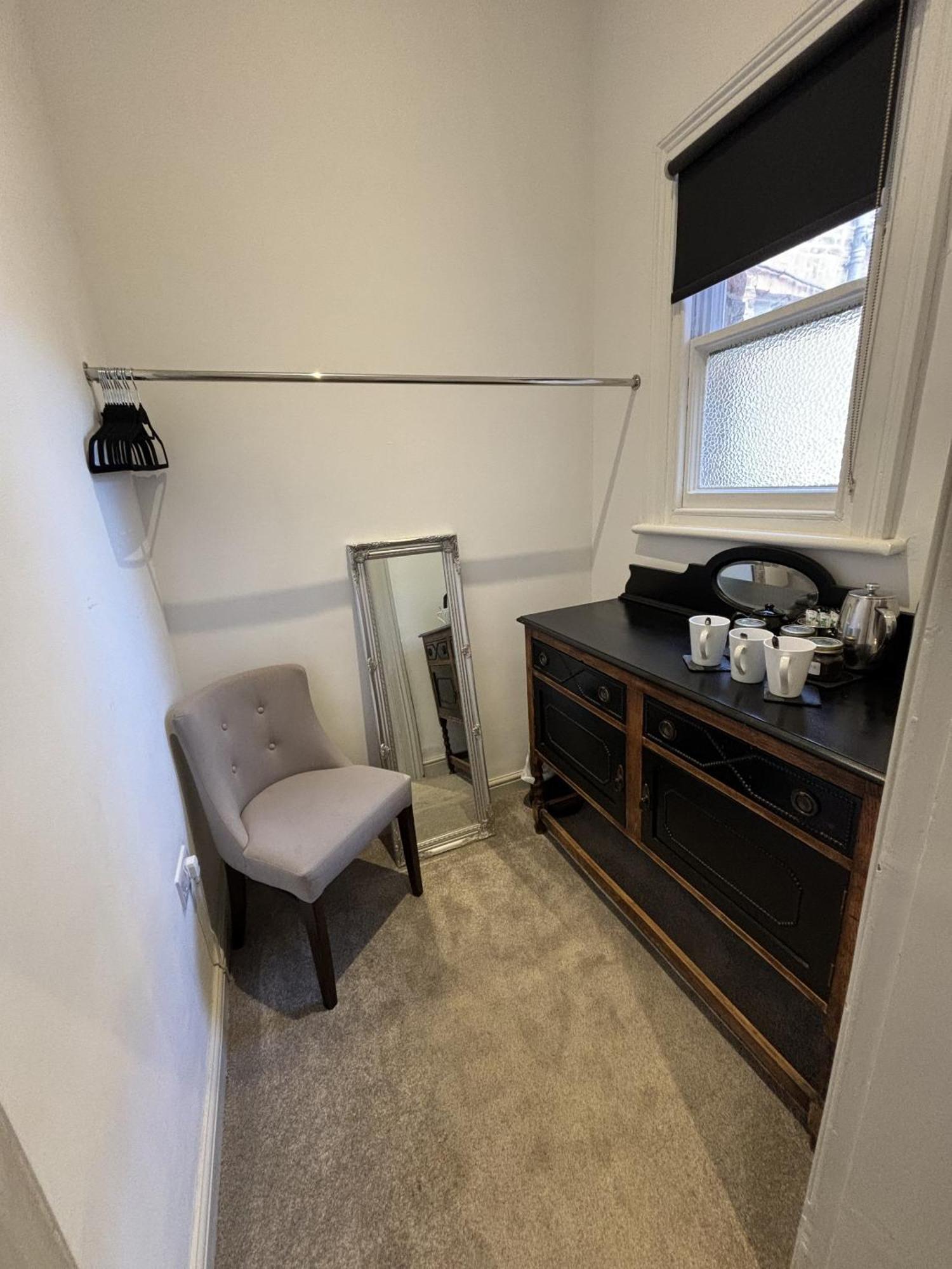 Triple Room Private Bathroom,1617502211:JPEG