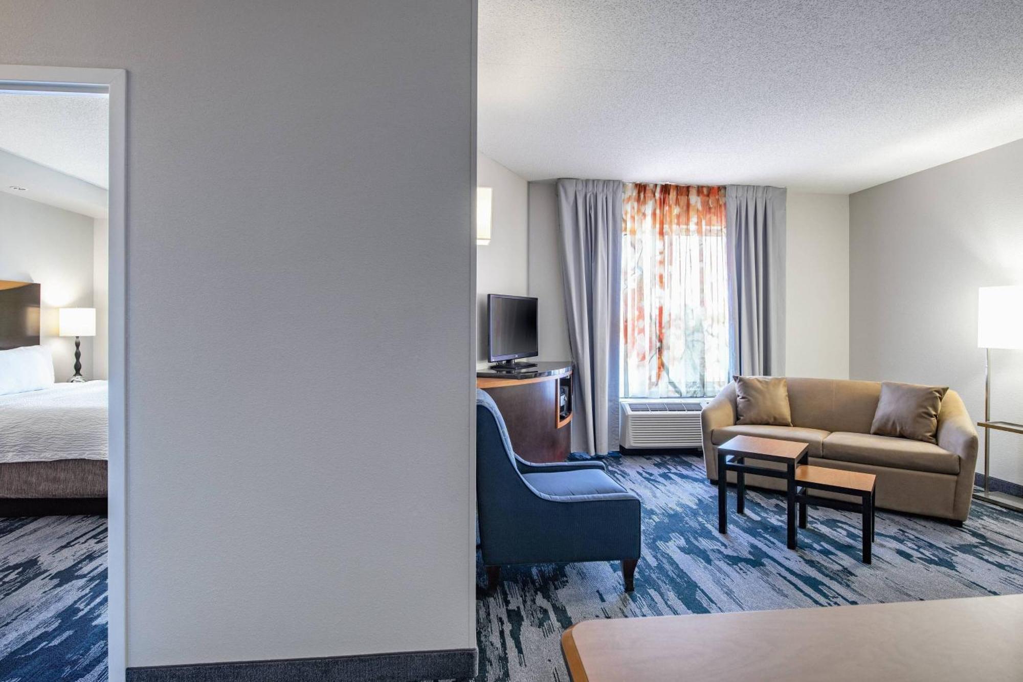 One Bedroom King Suite