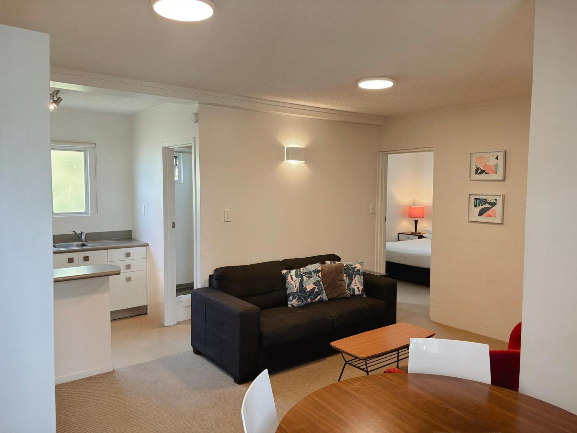 Two-Bedroom Suite,1632318666:JPEG