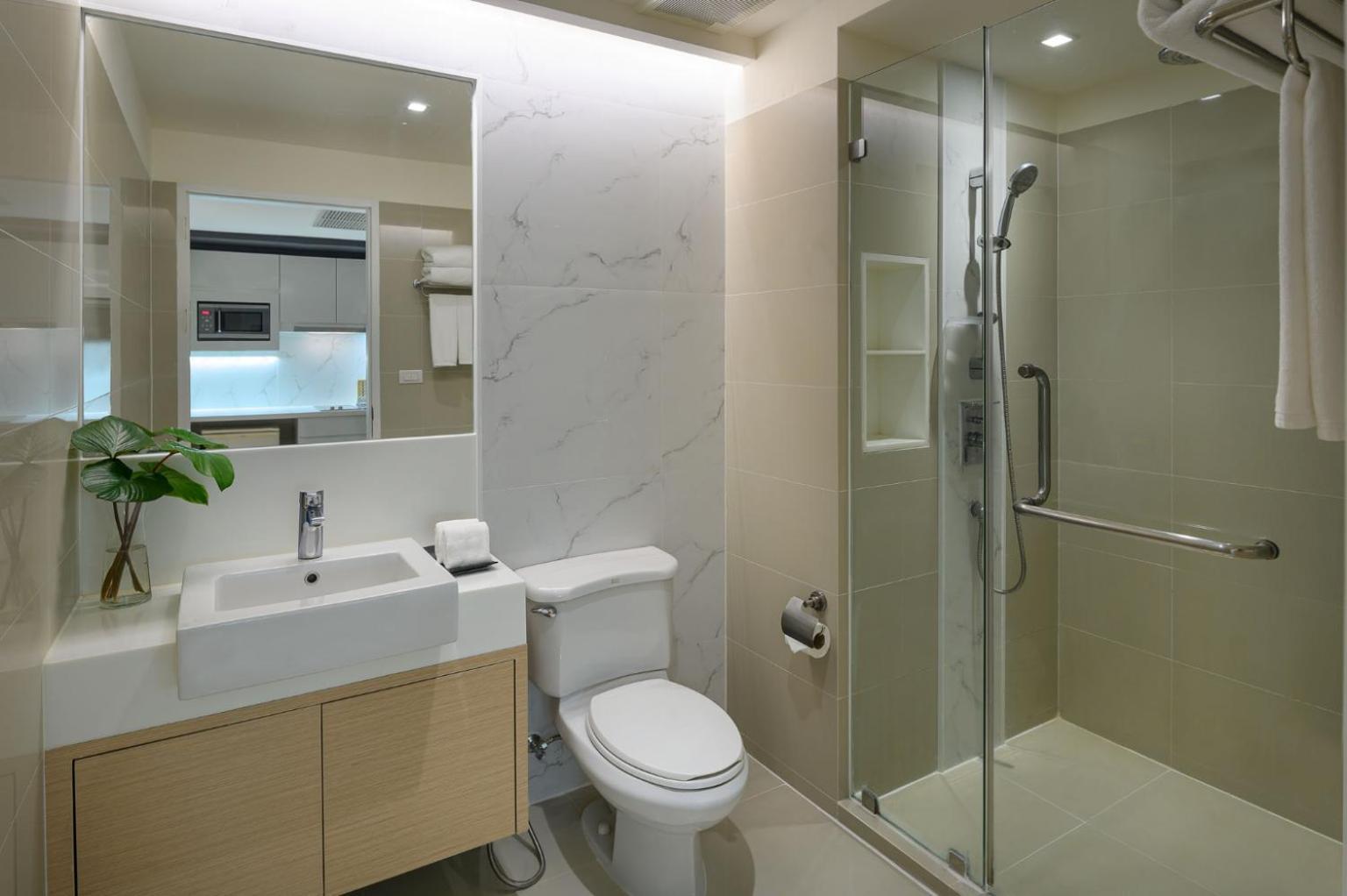 Studio Suite,1208899741:JPEG