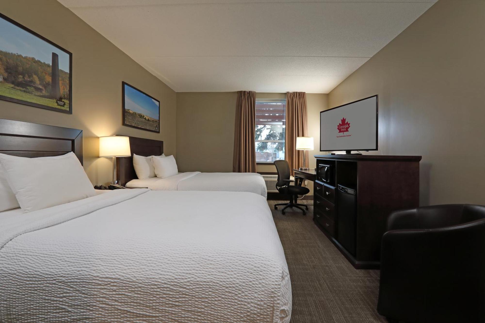 Deluxe Queen Room