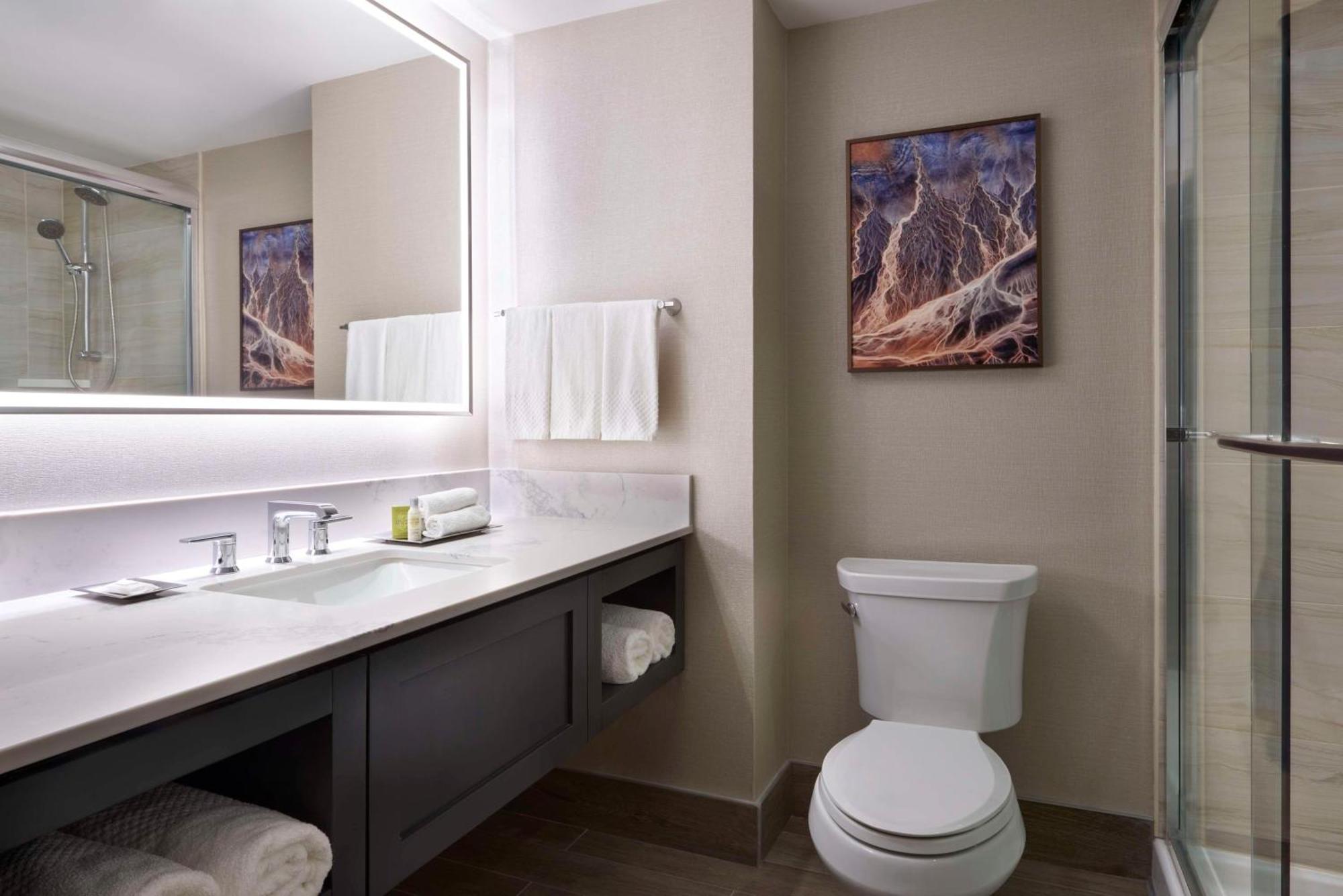 King Room,1657145943:JPEG