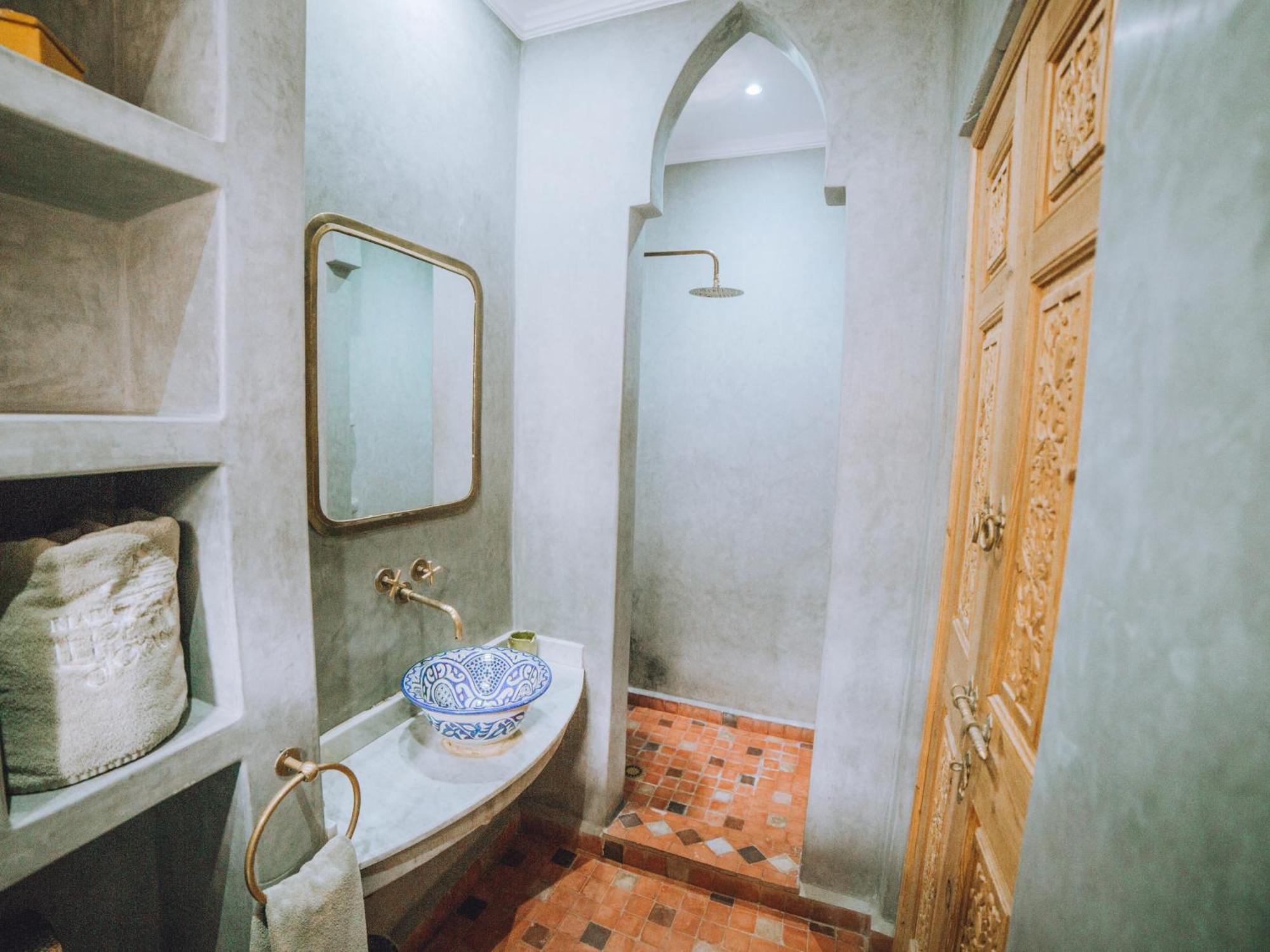 Double Room Private Bathroom,1658136858:JPEG