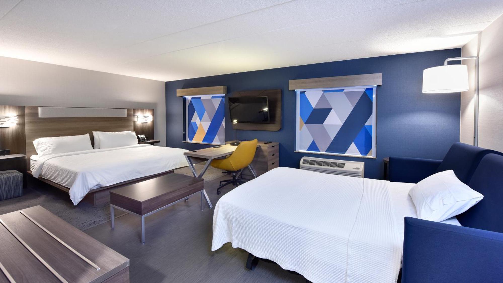 King Suite with Sofa Bed,1662406759:JPEG