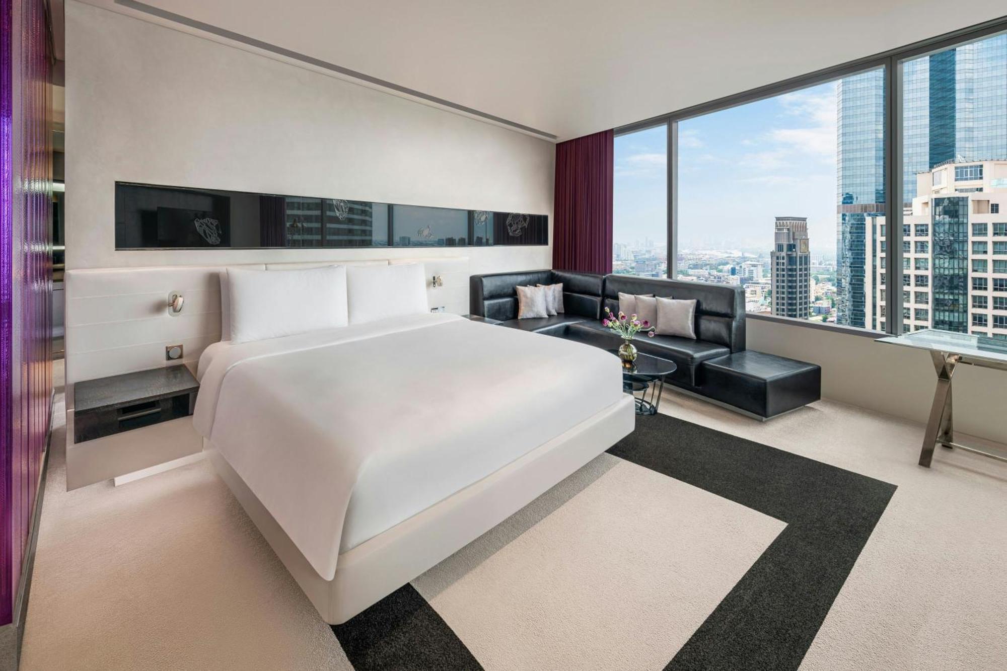 One-Bedroom King Studio Suite High Floor,1609729582:JPEG