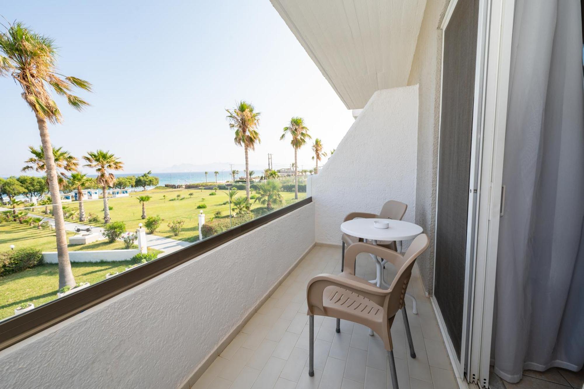 Standard Double or Twin Room with Sea View