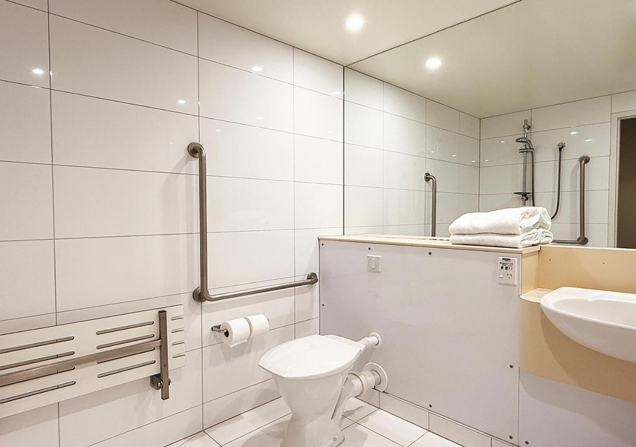 Accessible King,1689828107:JPEG