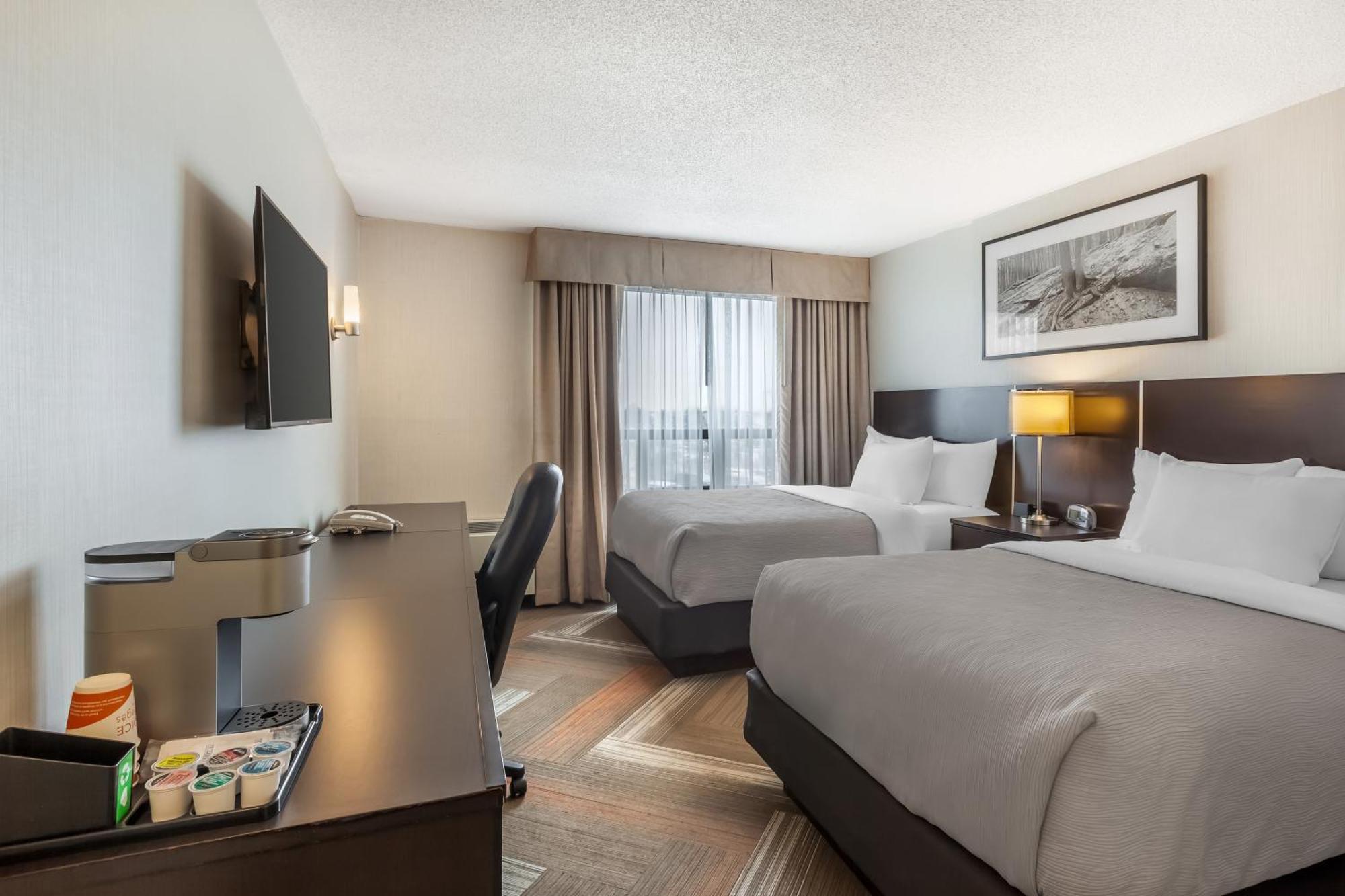 Double Room Two Double Beds Non-Smoking